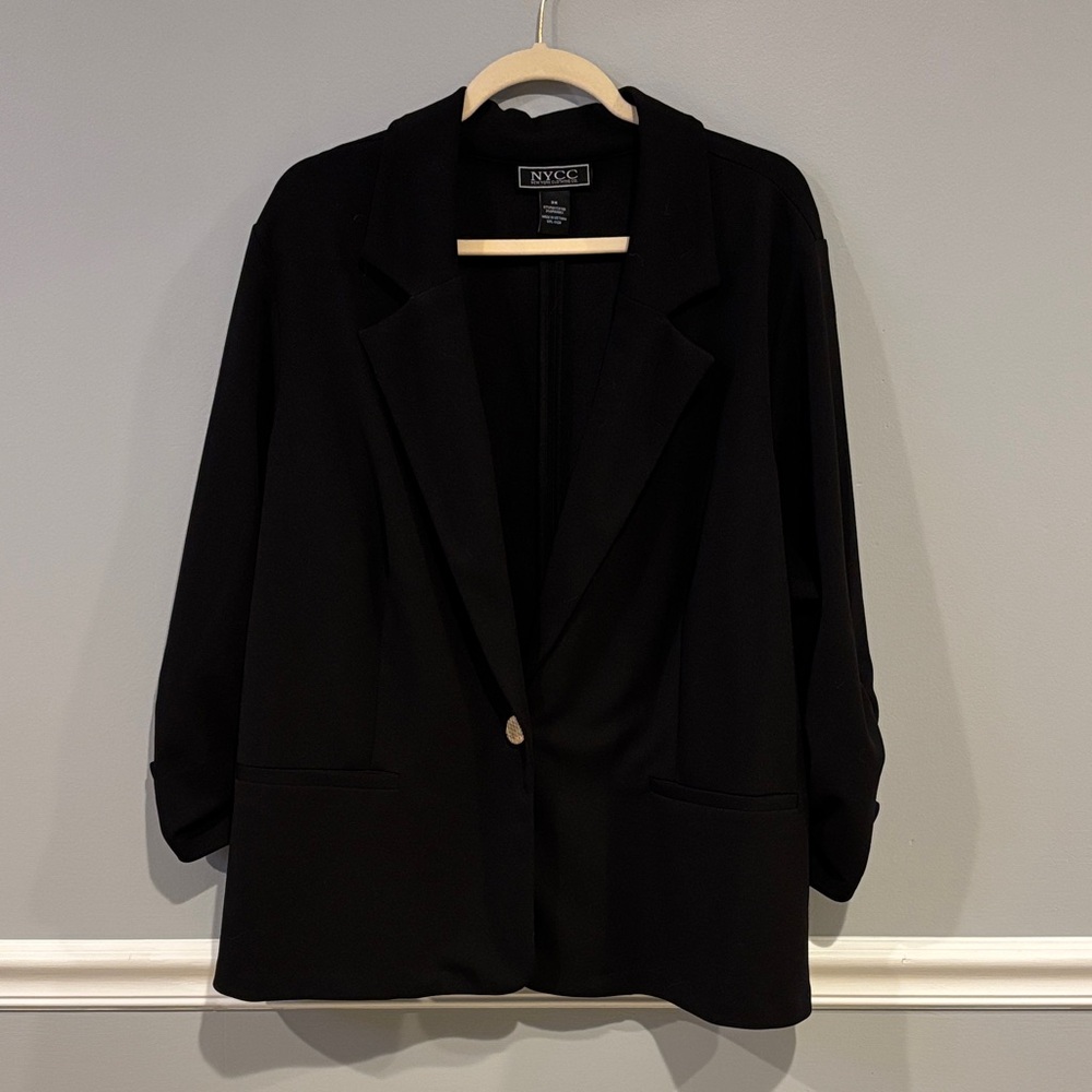 NYCC Women's Elegant Black Suit Jacket